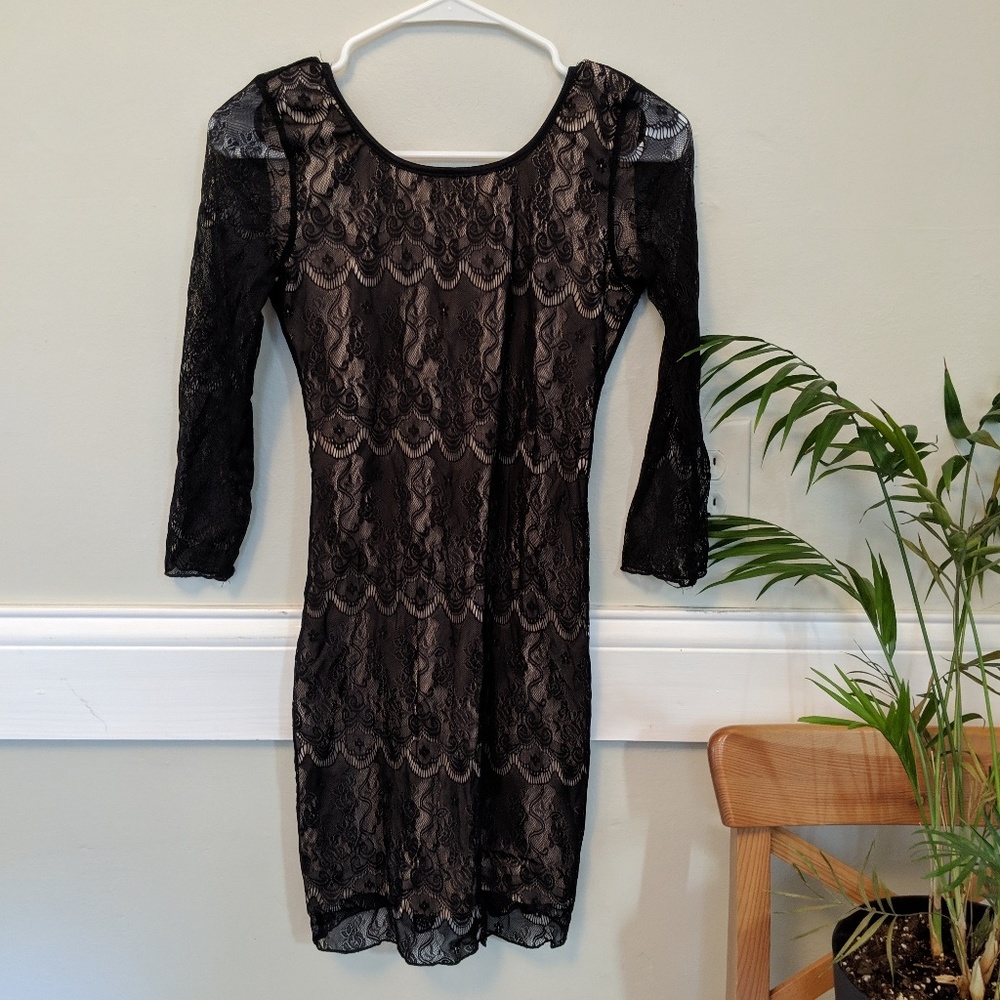 Black lace backless dress